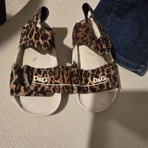 Little kids Dolce and Gabanna sandals. Leopard